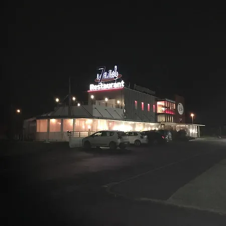 Ibis Budget Ancenis 2*